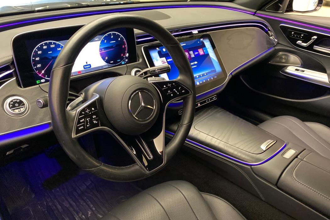 MERCEDES-BENZ E 2024