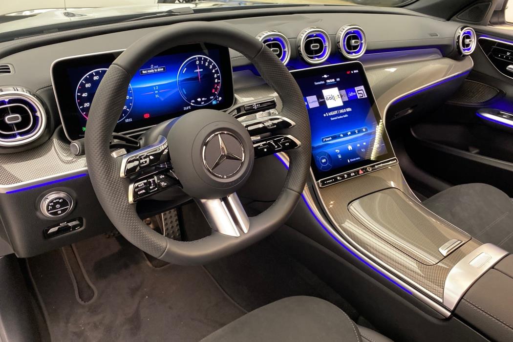 MERCEDES-BENZ C 2025