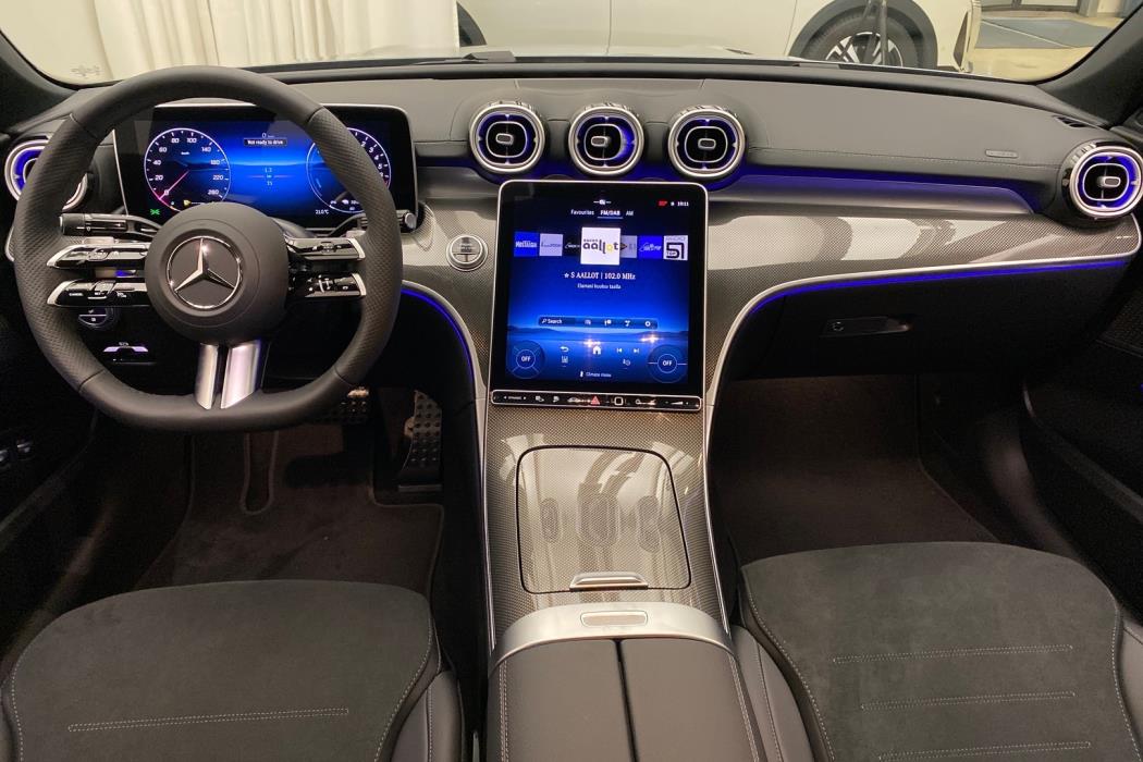 MERCEDES-BENZ C 2025