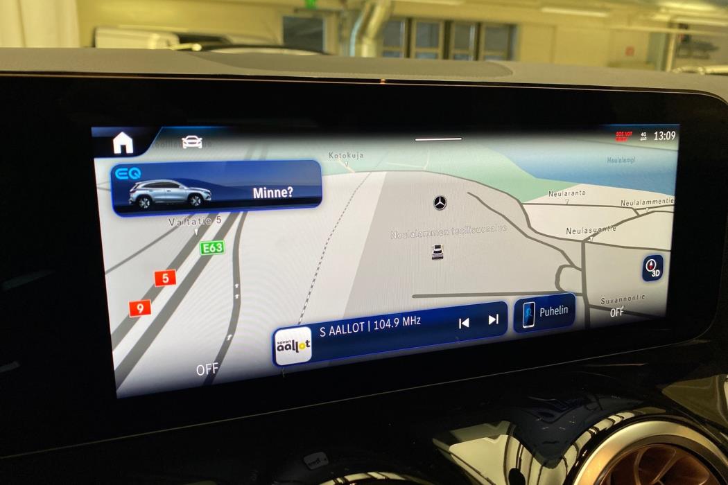 MERCEDES-BENZ EQA 2025