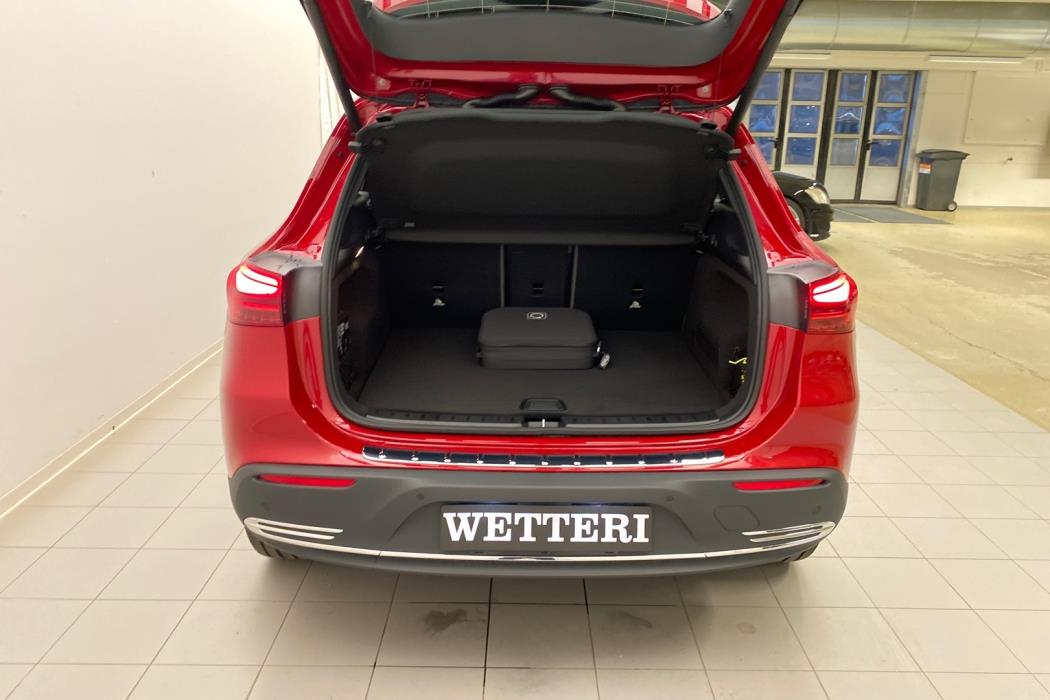 MERCEDES-BENZ EQA 2025