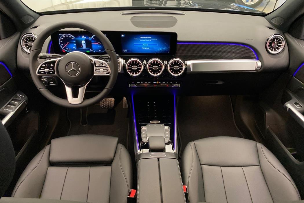 MERCEDES-BENZ EQB 2024