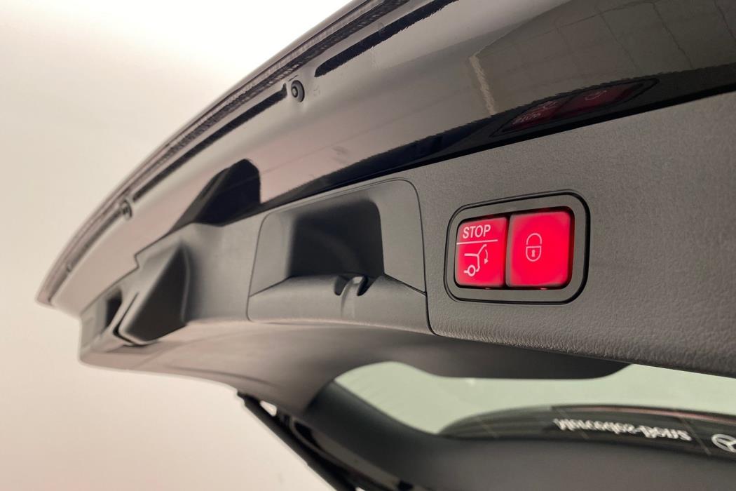 MERCEDES-BENZ EQB 2024