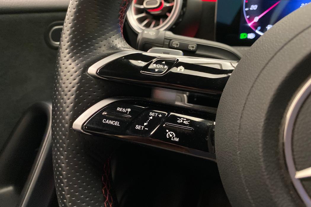 MERCEDES-BENZ CLA 2024