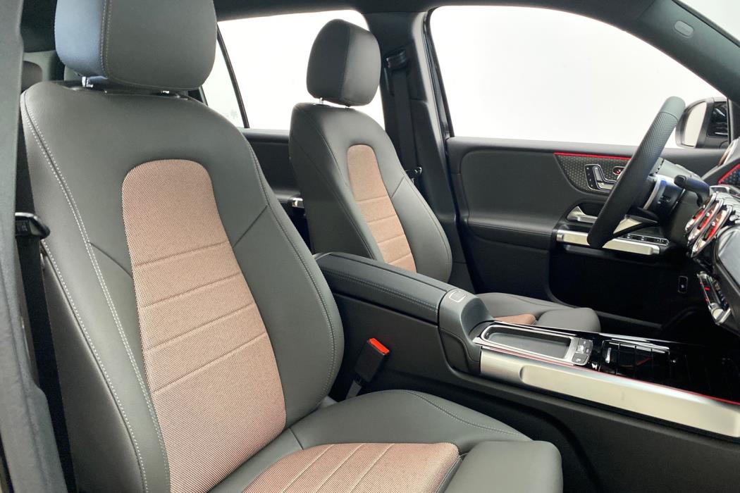 MERCEDES-BENZ EQB 2024