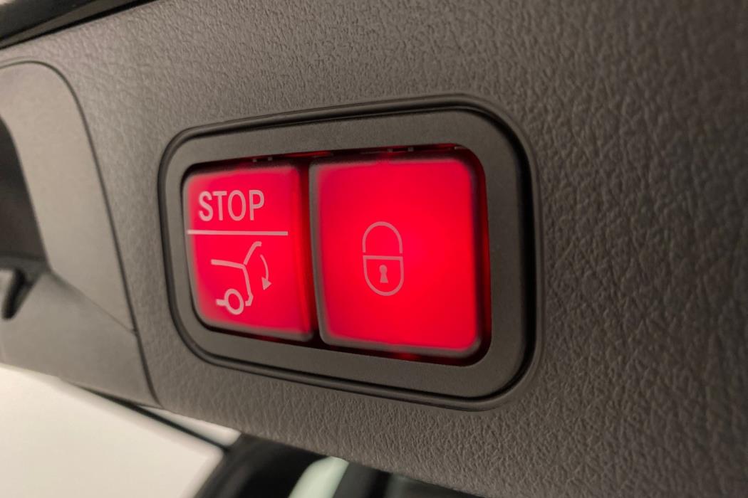 MERCEDES-BENZ EQB 2024