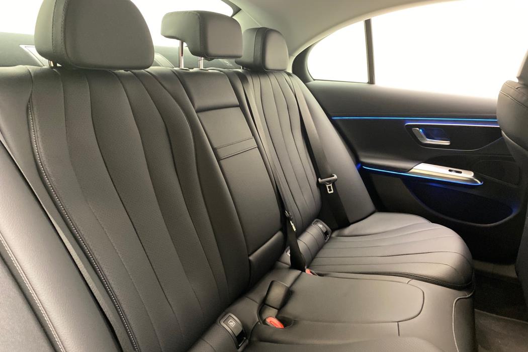 MERCEDES-BENZ E 2026