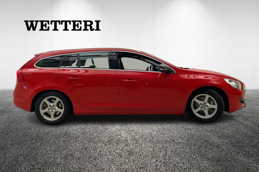 VOLVO V60 2012
