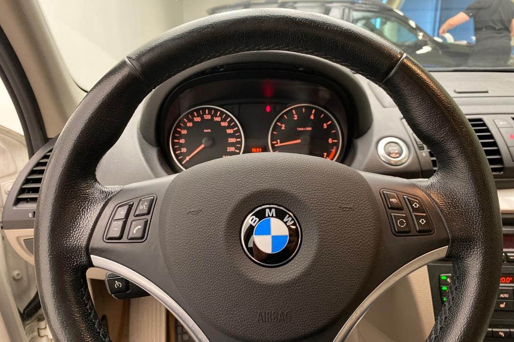 BMW 116 2011