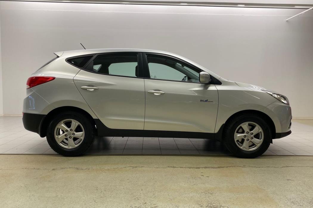 HYUNDAI ix35 2012