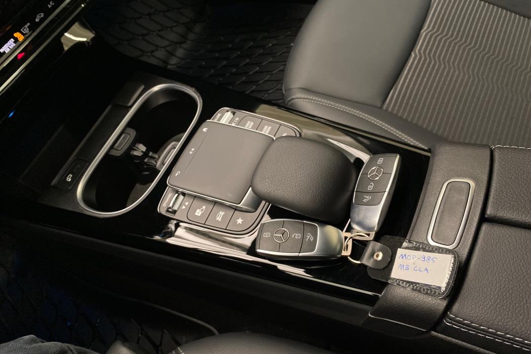 MERCEDES-BENZ CLA 2022