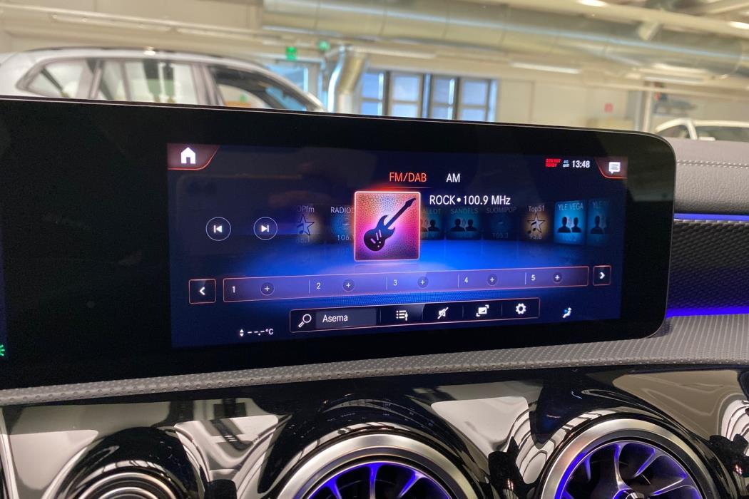 MERCEDES-BENZ CLA 2022