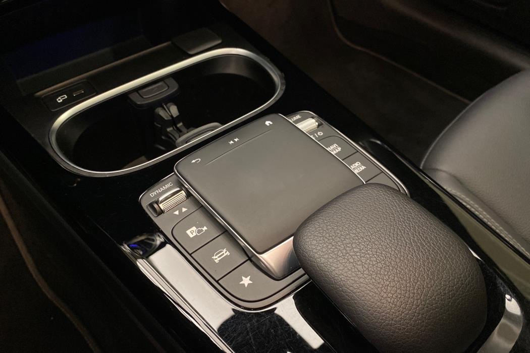 MERCEDES-BENZ CLA 2022