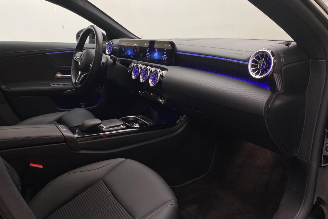 MERCEDES-BENZ CLA 2022