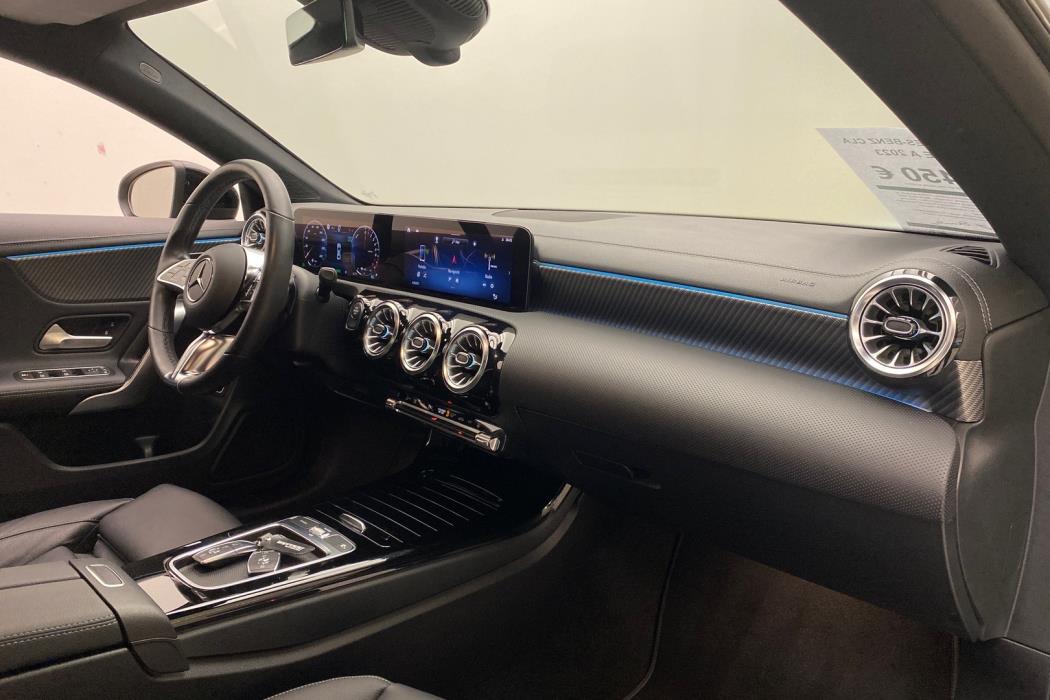 MERCEDES-BENZ CLA 2023