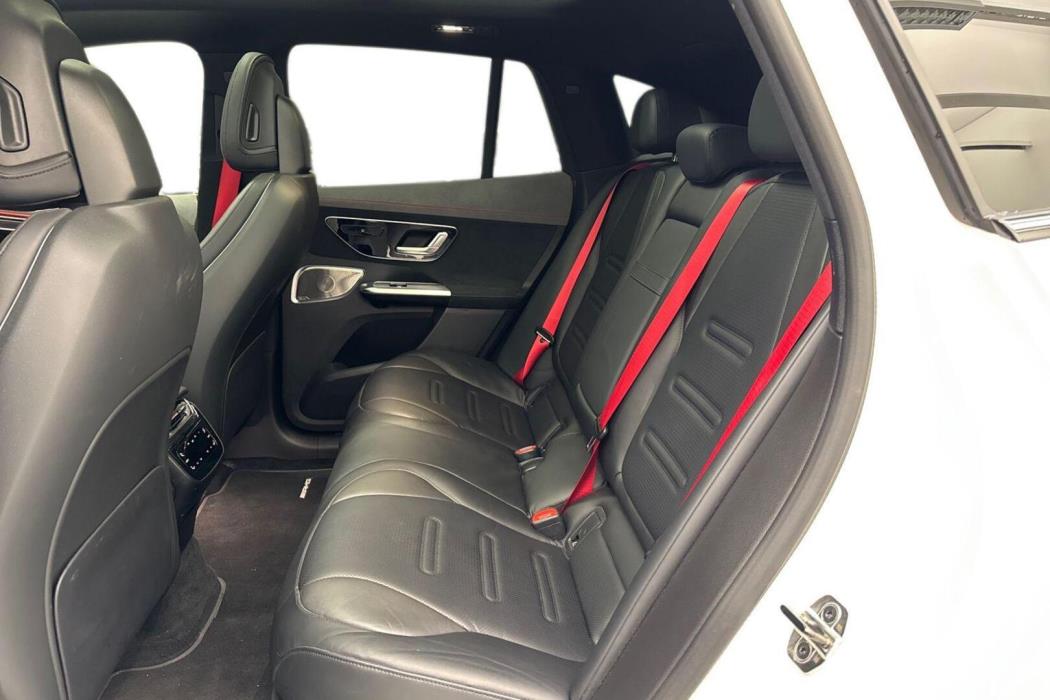 MERCEDES-BENZ EQE SUV 2023