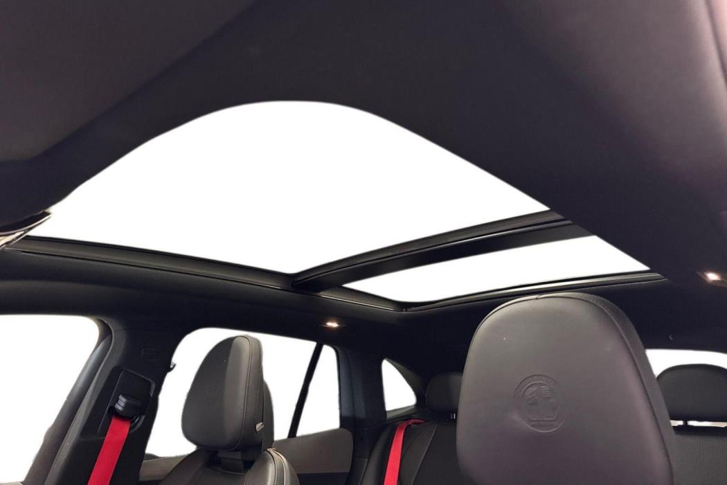 MERCEDES-BENZ EQE SUV 2023