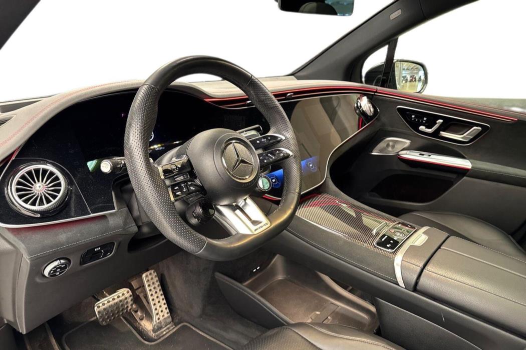 MERCEDES-BENZ EQE SUV 2023