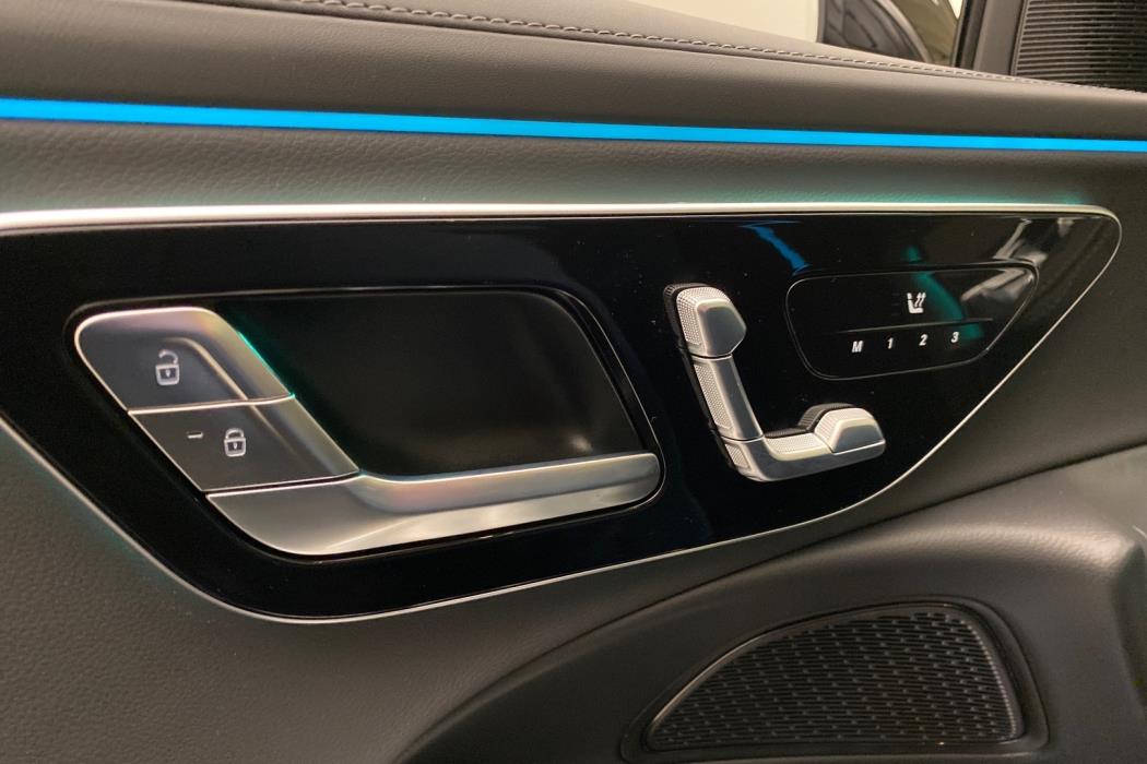 MERCEDES-BENZ E 2025