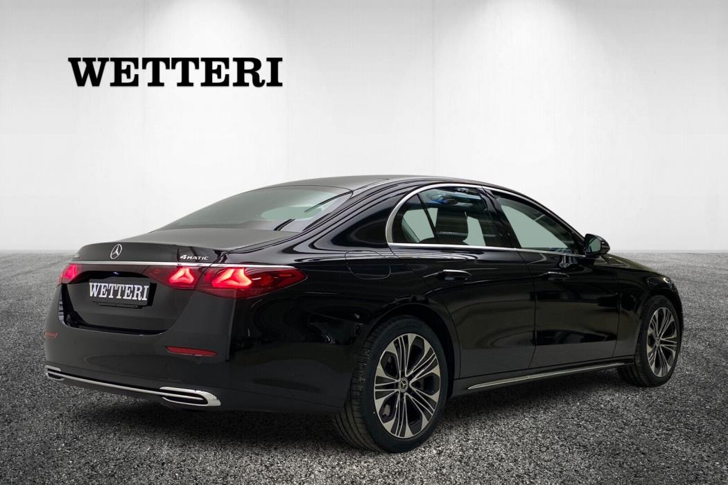 MERCEDES-BENZ E 2025