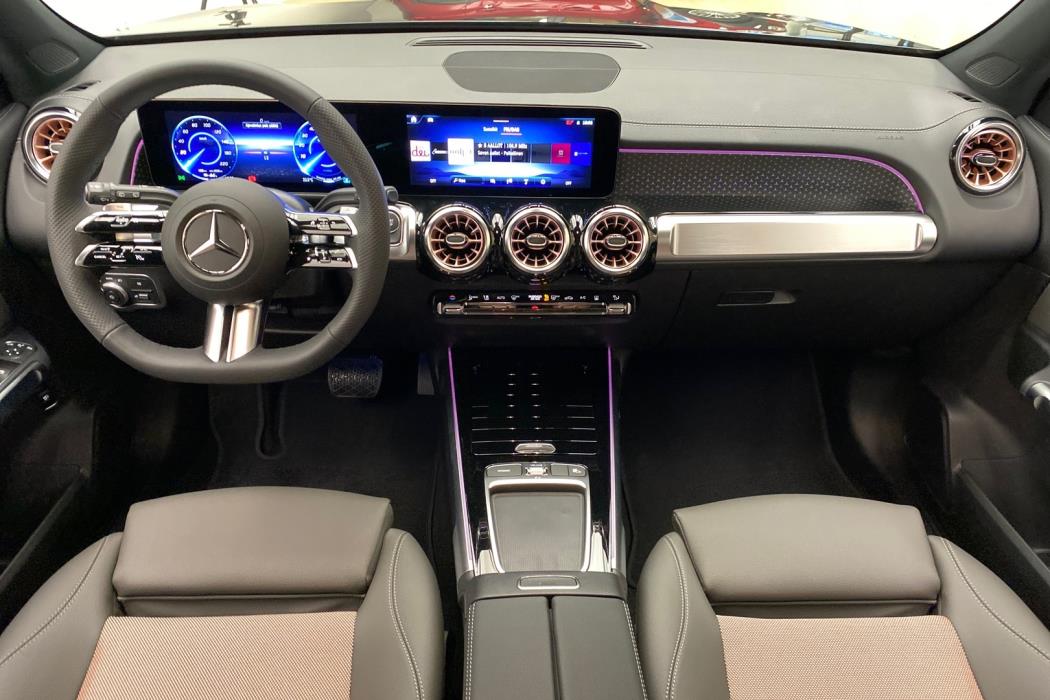 MERCEDES-BENZ EQB 2025