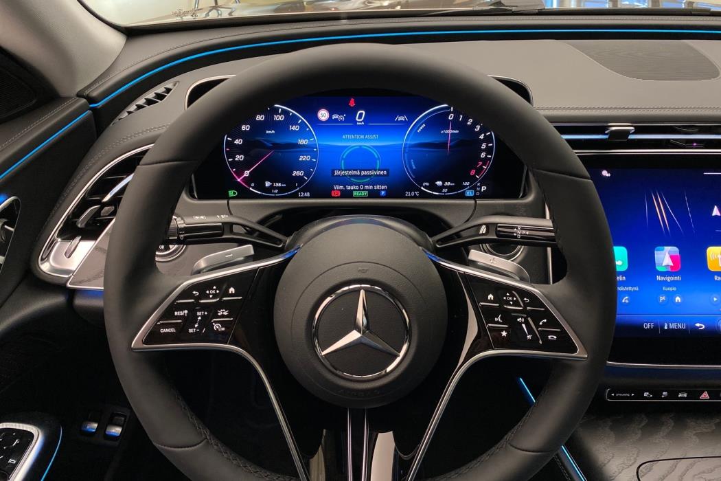 MERCEDES-BENZ E 2026