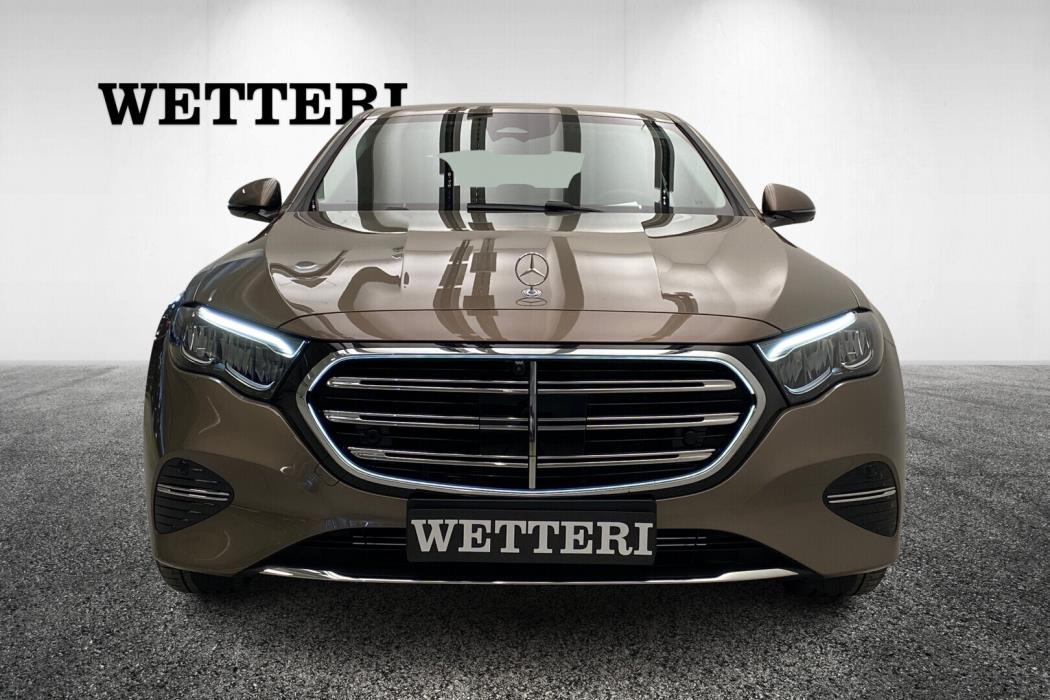 MERCEDES-BENZ E 2026