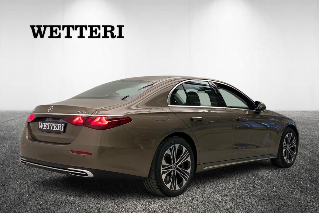 MERCEDES-BENZ E 2026