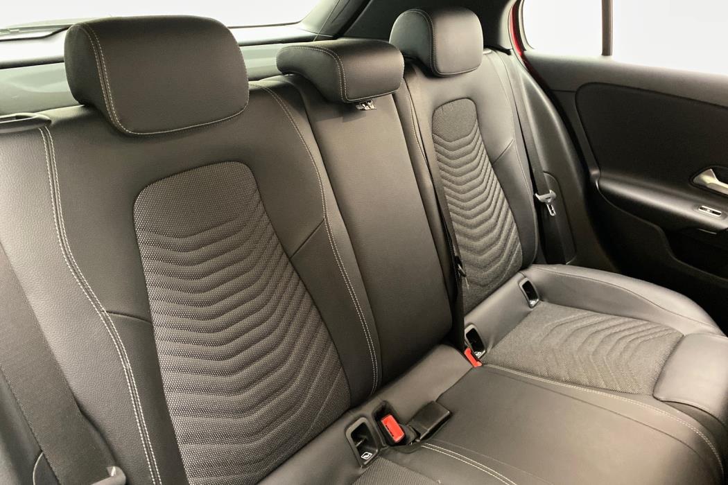 MERCEDES-BENZ A 2019