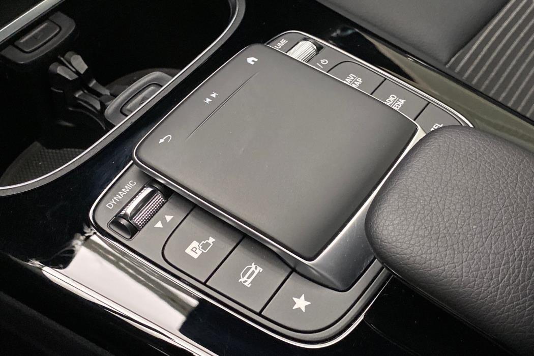 MERCEDES-BENZ CLA 2022