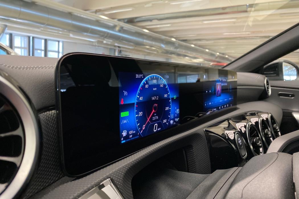 MERCEDES-BENZ CLA 2022