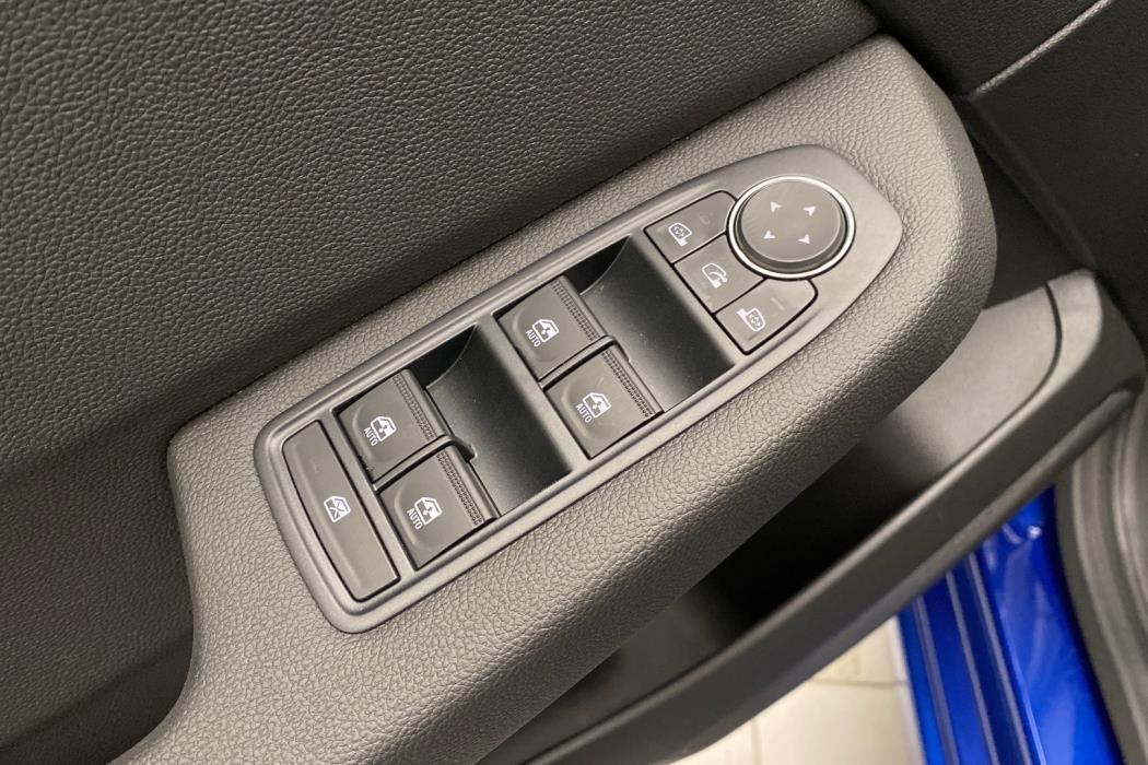 MITSUBISHI Colt 2025