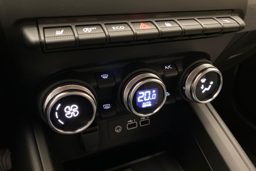 MITSUBISHI Colt 2025