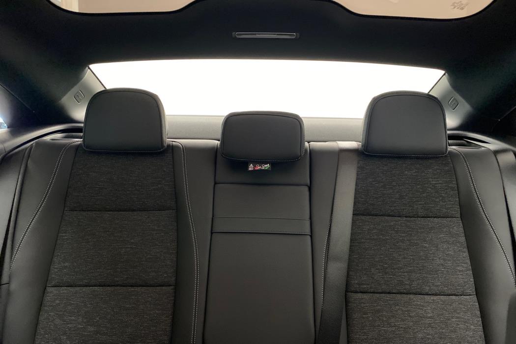 MERCEDES-BENZ CLA 2025