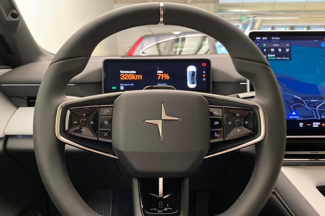 POLESTAR 4 2026