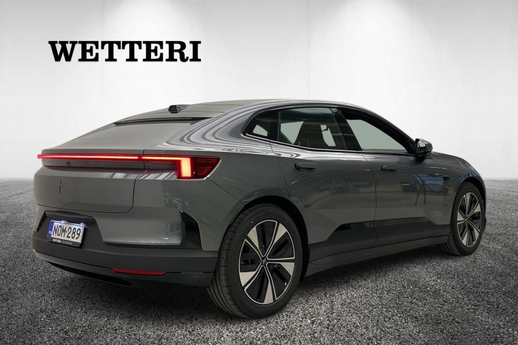 POLESTAR 4 2026