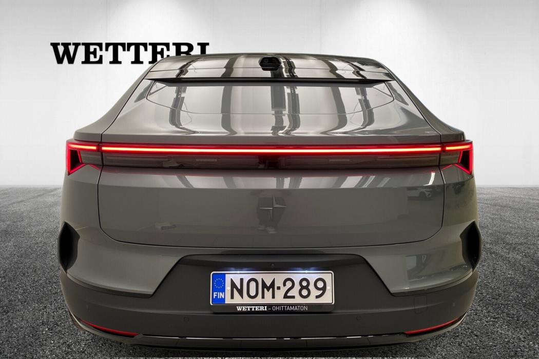 POLESTAR 4 2026