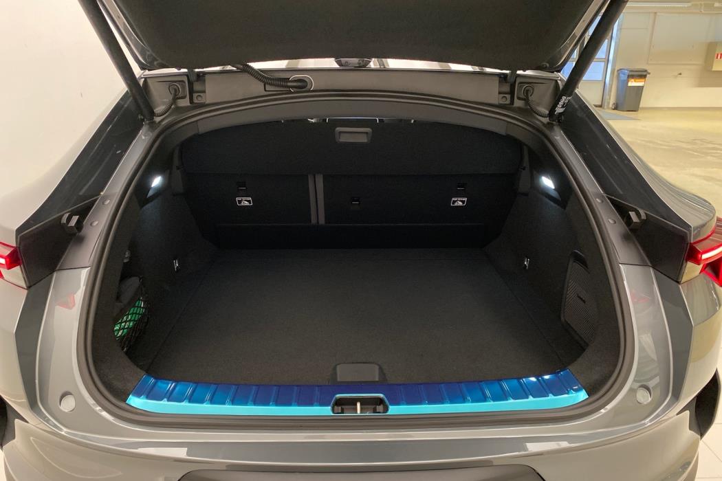 POLESTAR 4 2026