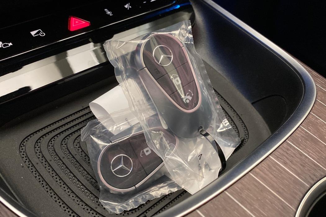 MERCEDES-BENZ GLB 2026