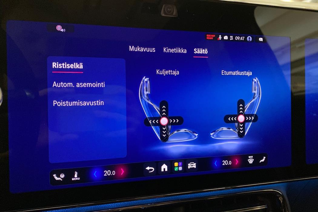 MERCEDES-BENZ GLB 2026