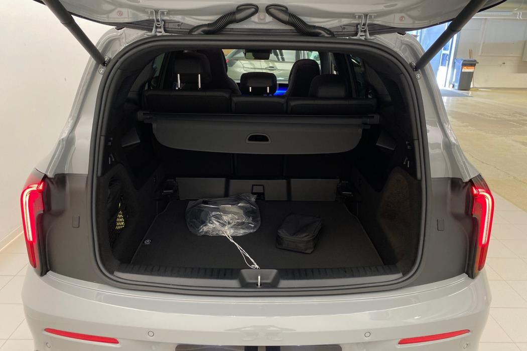 MERCEDES-BENZ GLB 2026