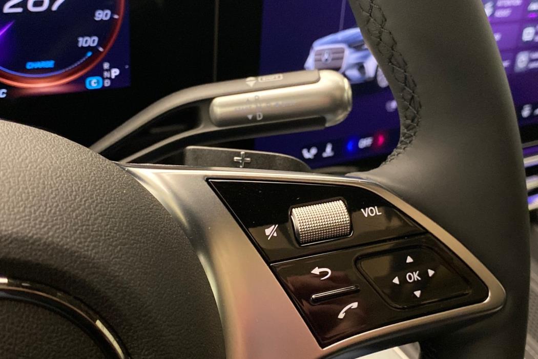 MERCEDES-BENZ GLC 2026