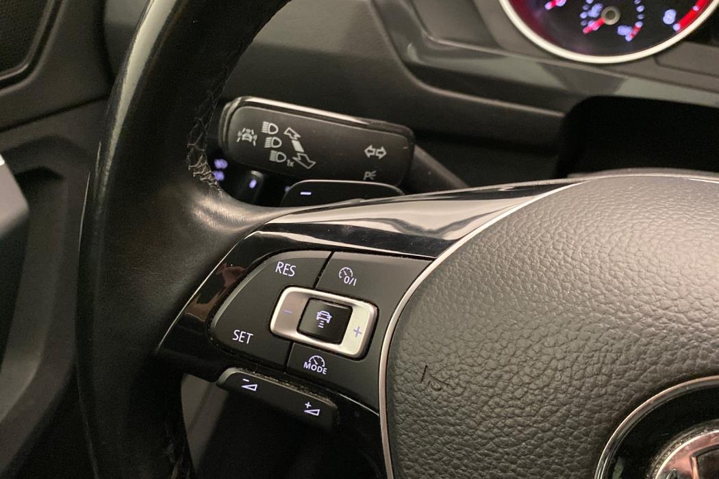 VOLKSWAGEN Tiguan 2017