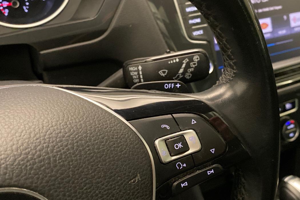 VOLKSWAGEN Tiguan 2017