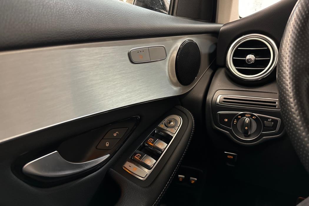 MERCEDES-BENZ GLC 2018