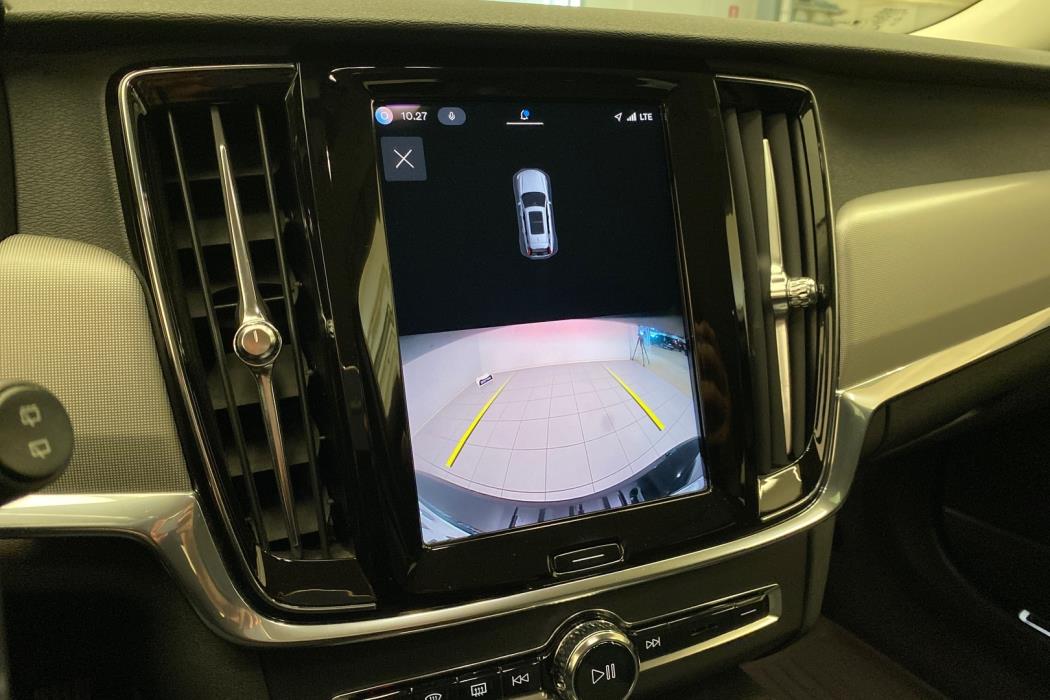 VOLVO V90 2021