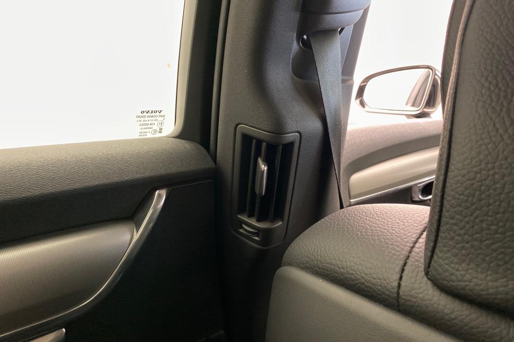 VOLVO V90 2021