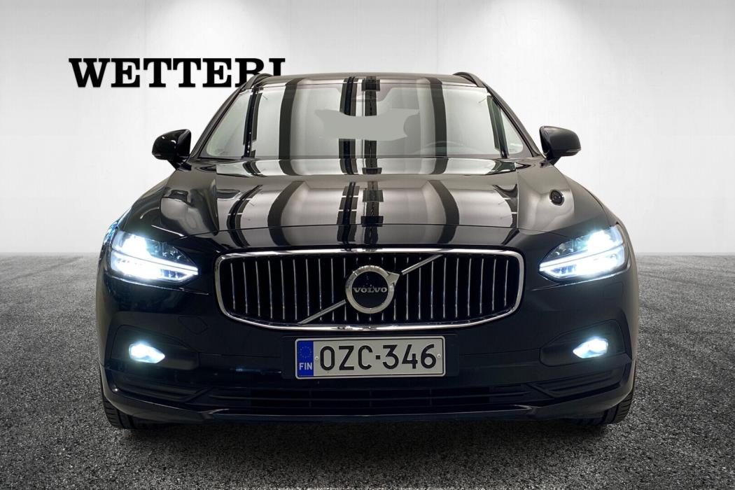 VOLVO V90 2021
