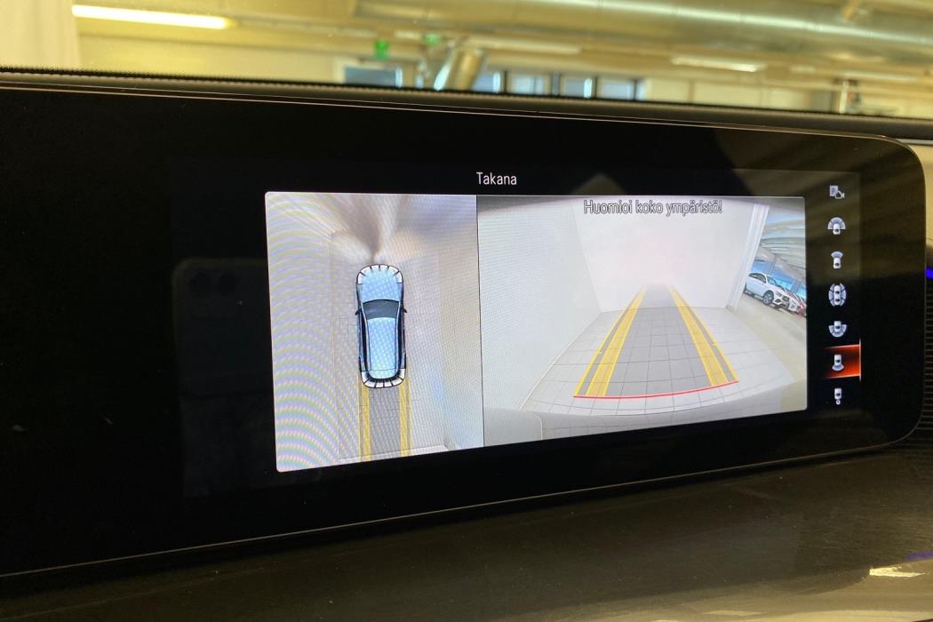 MERCEDES-BENZ EQC 2021