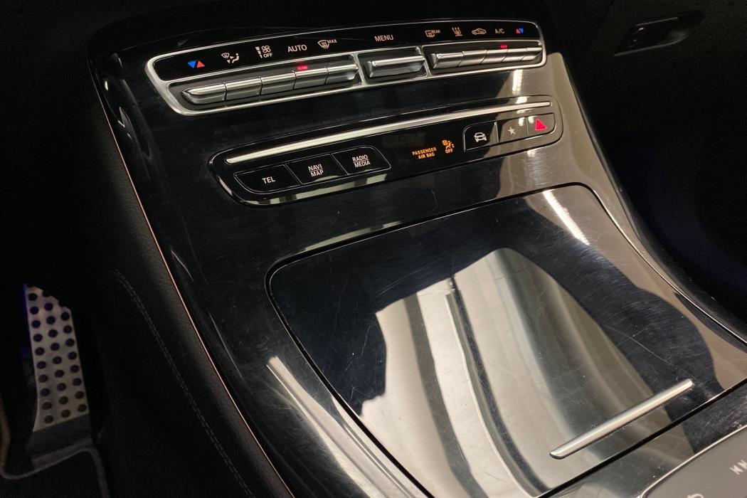 MERCEDES-BENZ EQC 2021